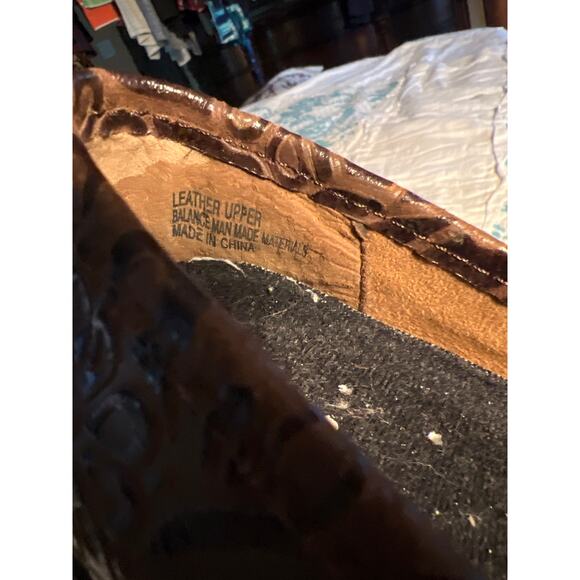 B.O.C. Peggy Brown Embossed Leather Clogs Comfort Slip On Shoes - Picture 9 of 9